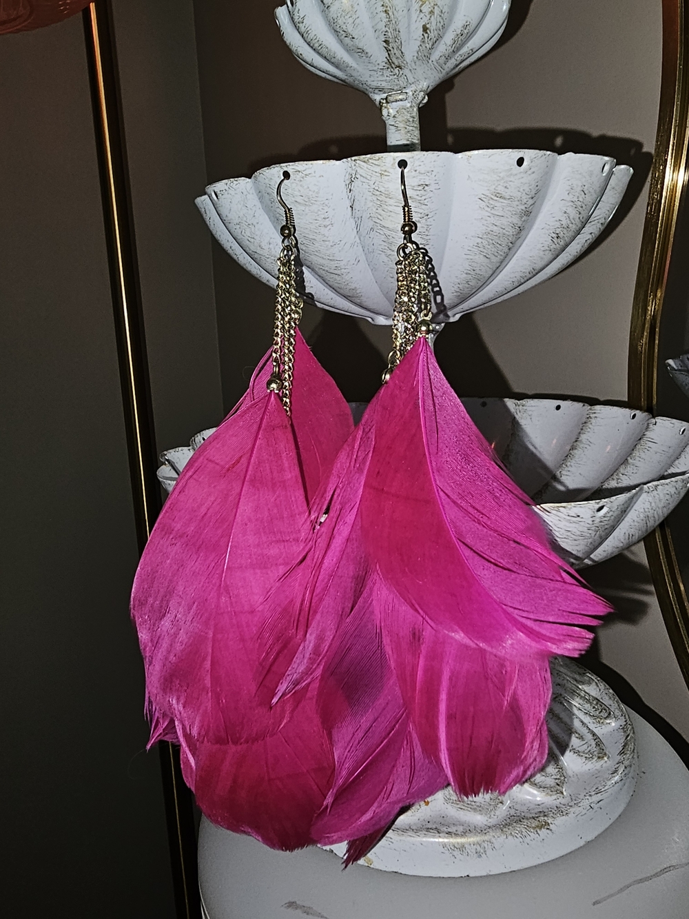 Boho Fuchsia Feather Statement Earrings Gold Chain Dangle Earrings